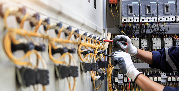 Professional Electrician technician working in Logansport, LA